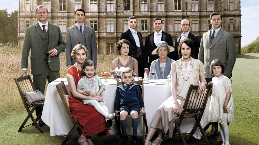 DOWNTONABBEY_XMAS2015_KEYART.indd