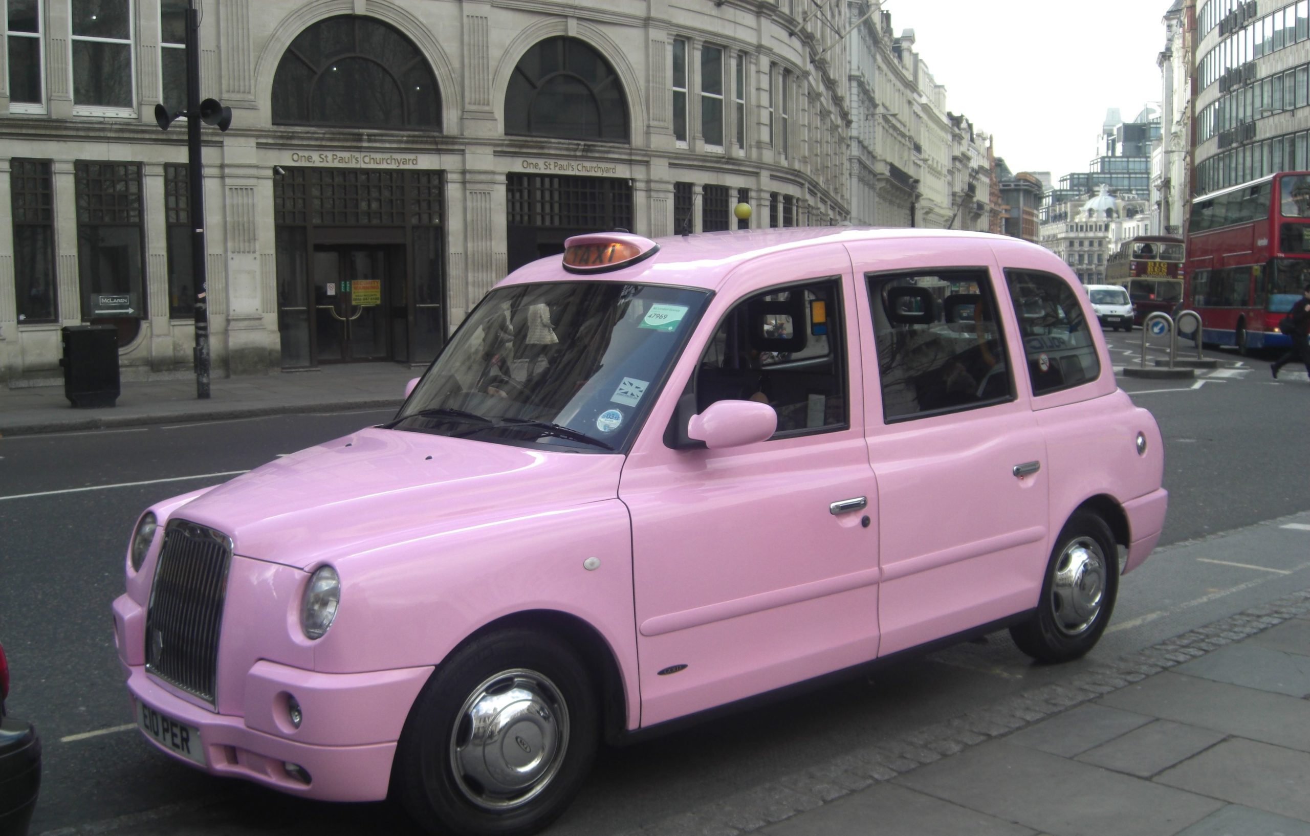 taxi-rosa