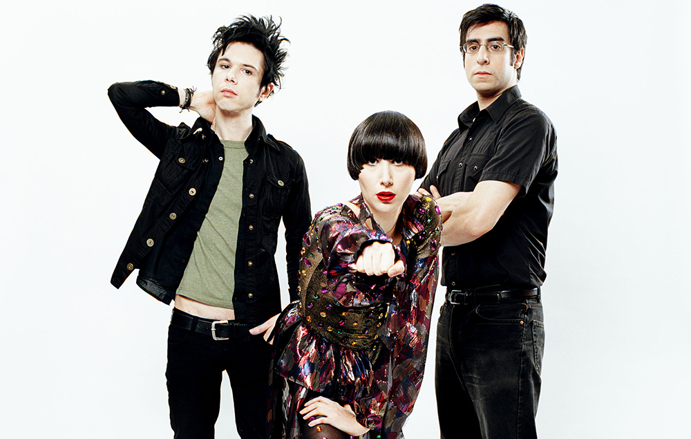 Yeah Yeah Yeahs despliega intensidad y dramatismo en “Burning” ultrabrit