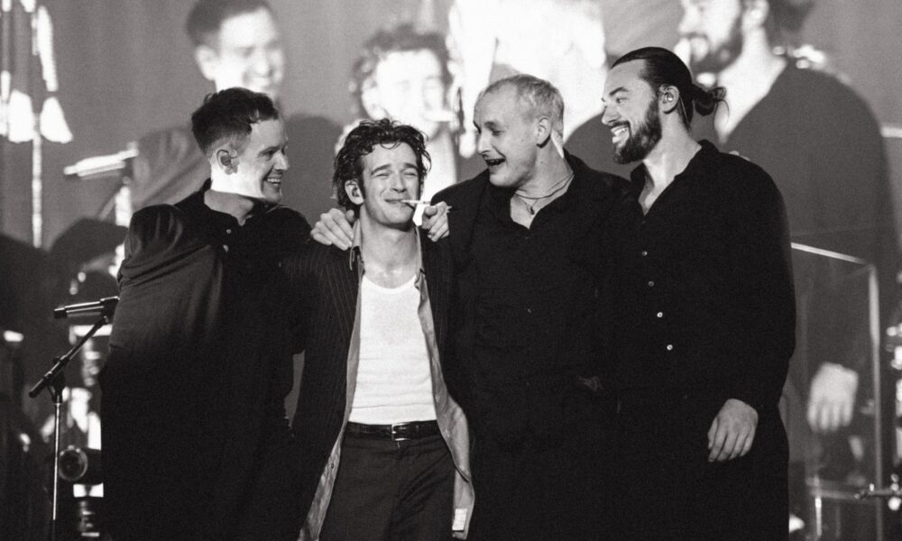 The 1975 se atreve a unir dos tiempos en “Oh Caroline” – ultrabrit